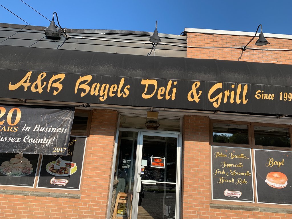 A and B Bagels and Deli